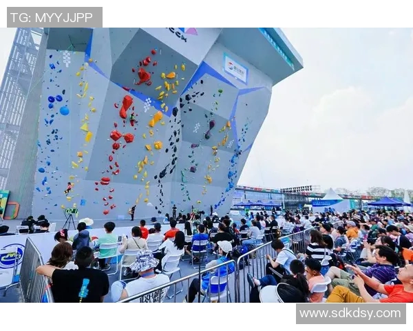 北京攀岩队在全国攀岩耐力排行榜中荣获第九名的佳绩引发关注