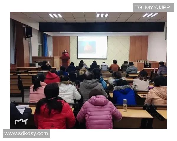 王秀英独家揭秘网球技巧与心得分享助你提升球技的秘密